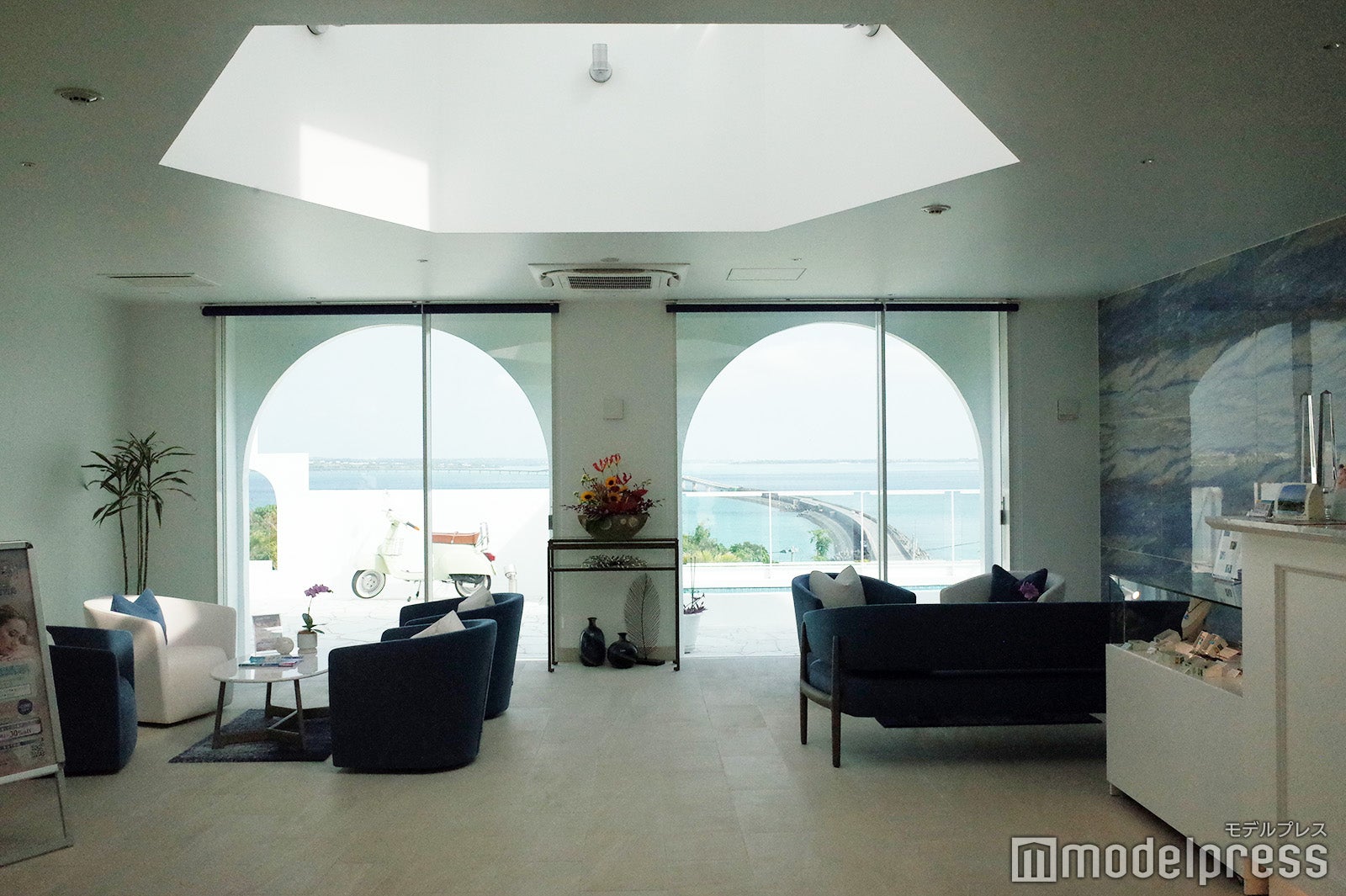 サントリーニ ホテル＆ヴィラズ 宮古島（C）モデルプレス