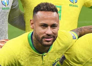 ブラジル代表ネイマール 選手生命危機レベルの重傷後に見せた気遣いが粋すぎる 2014年ブラジルW杯の「カッケェ話」