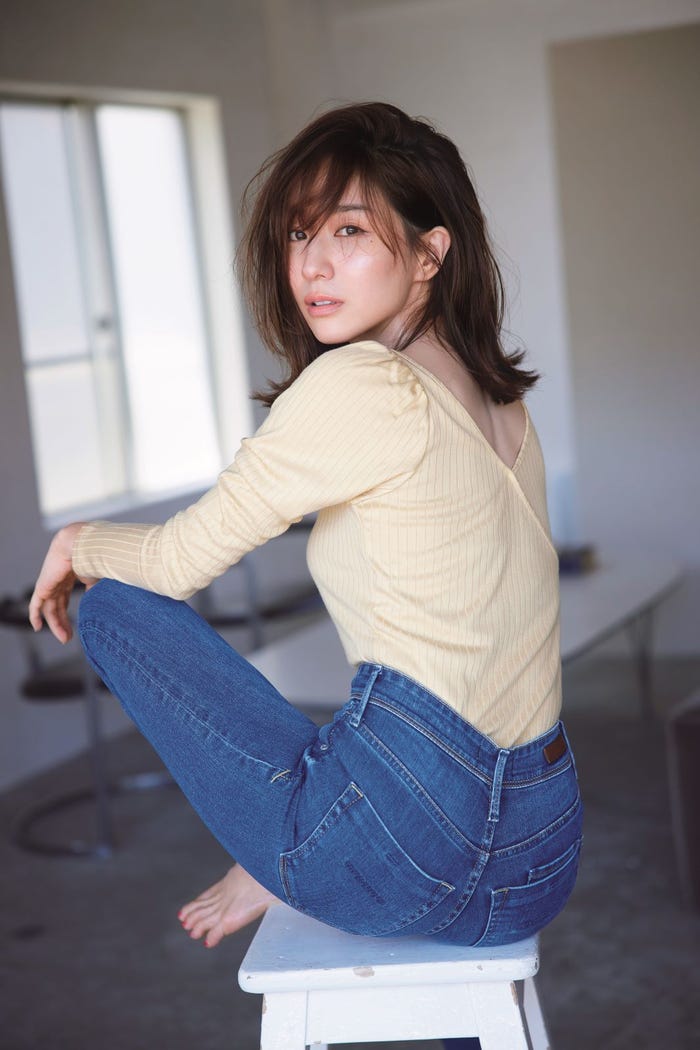 「田中みな実×PEACH JOHN ファーストガードルBOOK」(10月20日発売)(C)講談社