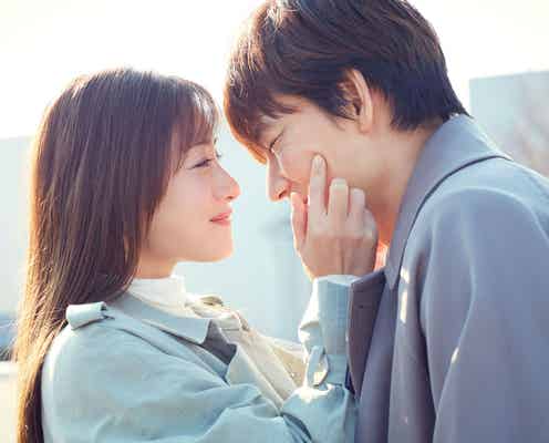 石原さとみ、綾野剛と密着で“頬ぷに”「恋はDeepに」胸キュン写真公開 インスタライブも決定