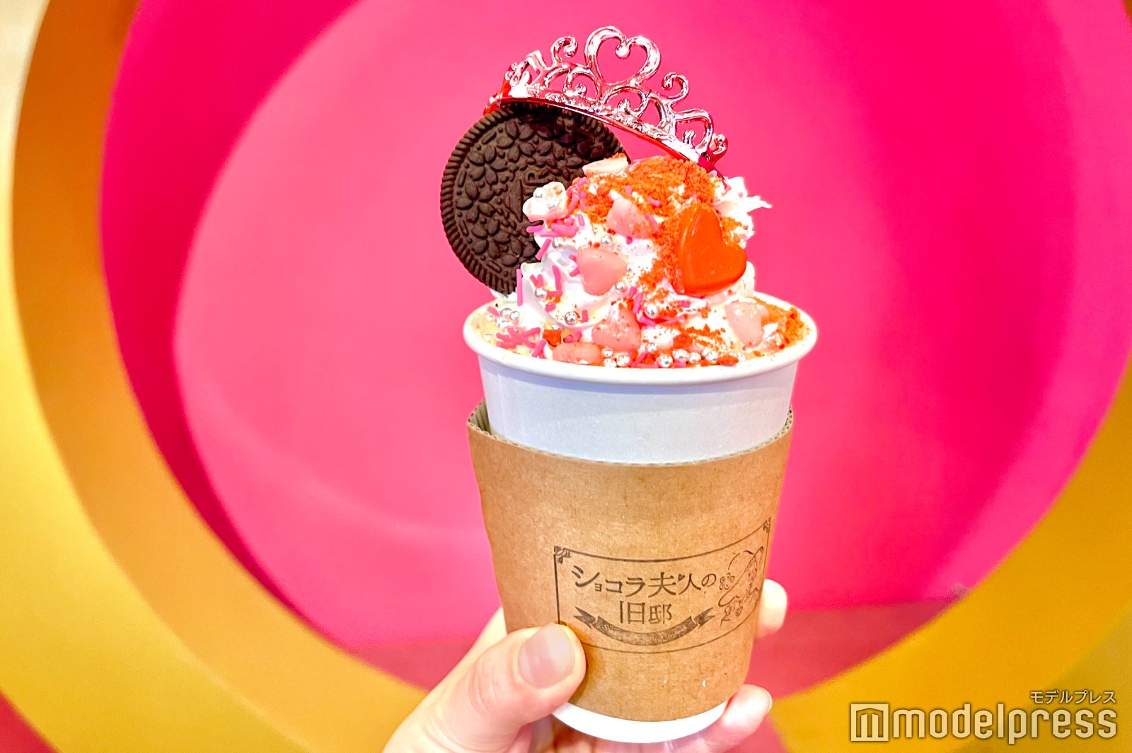 「ショコラ夫人の旧邸」バレンタインデコレーションドリンク（C）モデルプレス