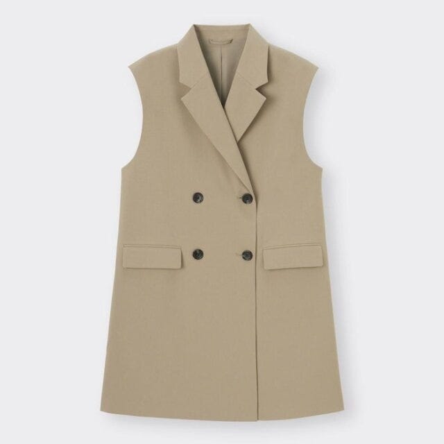 GU　オーバーサイズベスト　今っぽワントーンコーデ　マニッシュ　asuka　イラスト　オーバーサイズダブルブレストベスト