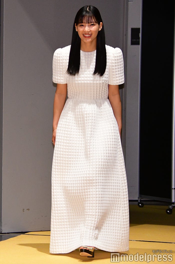 石井杏奈(C)モデルプレス