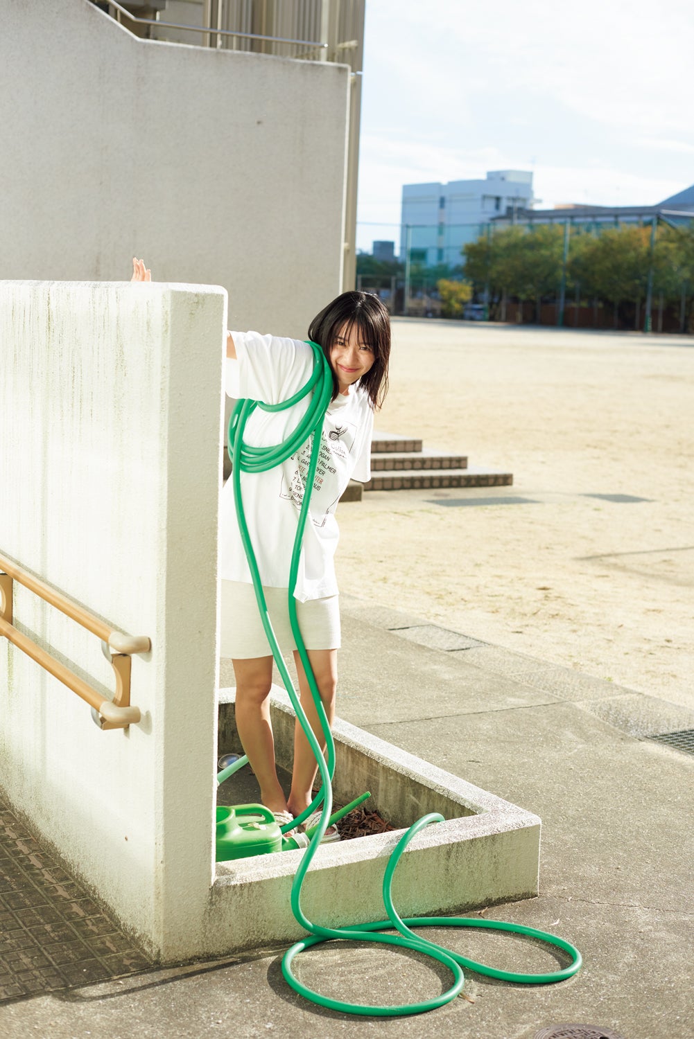 鳴海唯（C）鳴海唯1st写真集「Sugarless」／川島小鳥