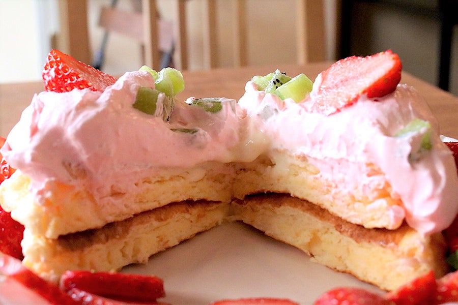 福カフェ 「ストロベリーポップクリームパンケーキ」(1,280円)_3