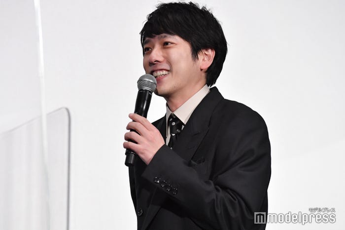 寿司に誘われず拗ねてしまった二宮和也 (C)モデルプレス