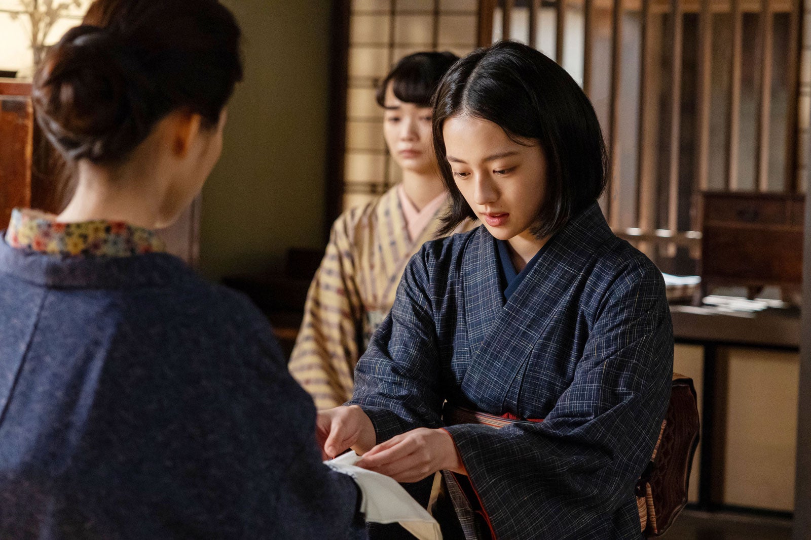 見上愛、上坂樹里「風、薫る」第110話（C）NHK