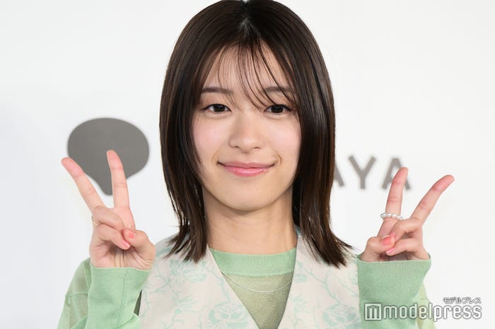 鳴海唯(C)モデルプレス