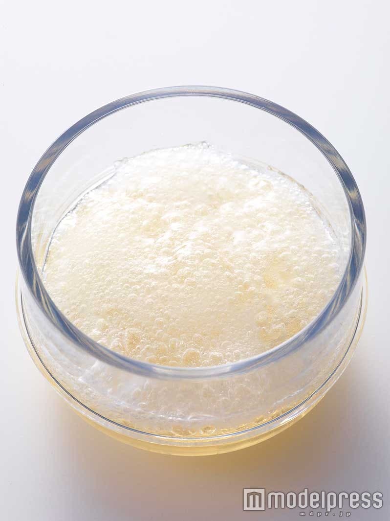 混ぜた瞬間から炭酸が発生