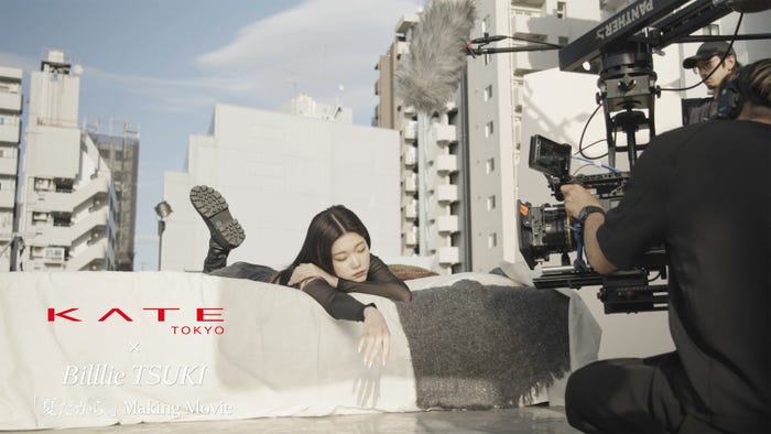 ツキ「KATEキープシリーズ」WEB CMメイキングインタビューカット(提供写真)