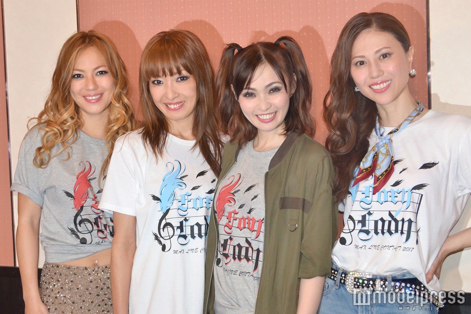 Max Mina 安室奈美恵の引退発表は 奈美恵らしい 直筆で思いつづる モデルプレス Max Mina 安室奈美恵の引退発表は 奈美恵らしい 直筆で思いつづる モデルプレス