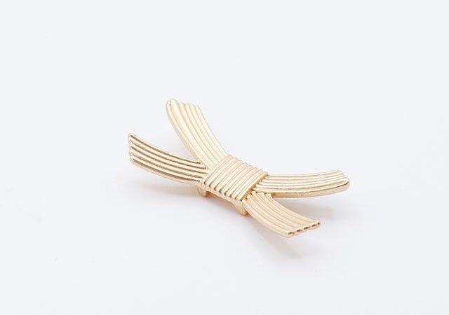 セリア 箸置き 水引きデザイン結び 帯留めみたいなプチプラ箸置き