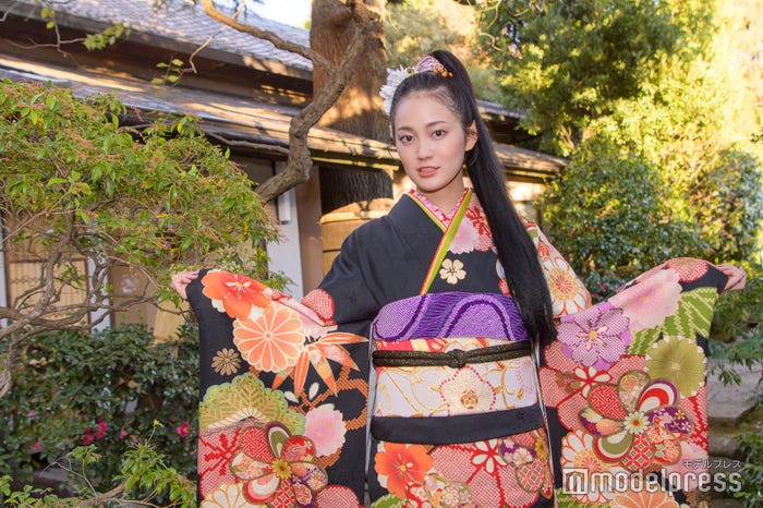 吉本実憂(C)モデルプレス