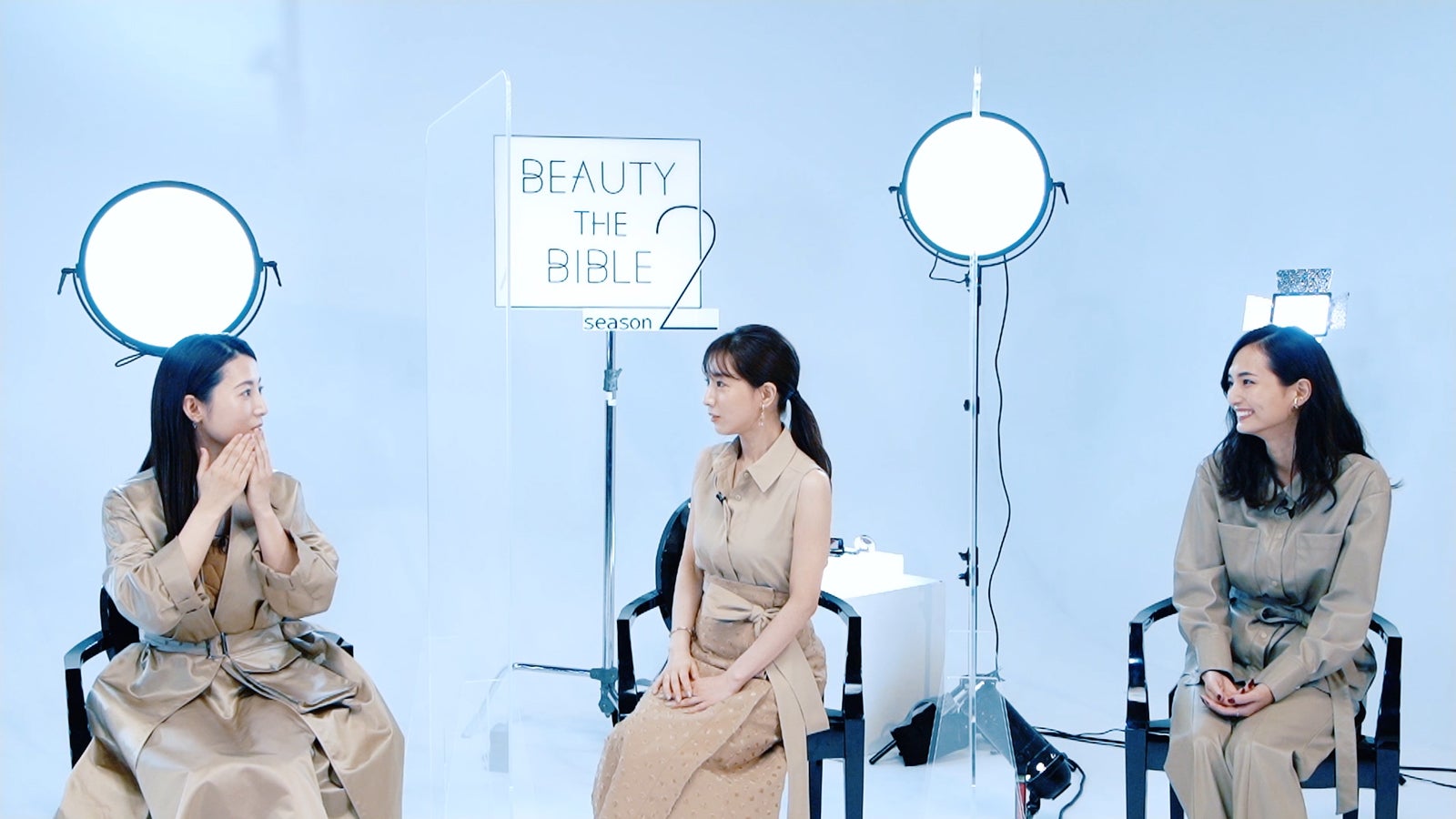 福田彩乃、田中みな実、山賀琴子（C）AMUSE INC. 