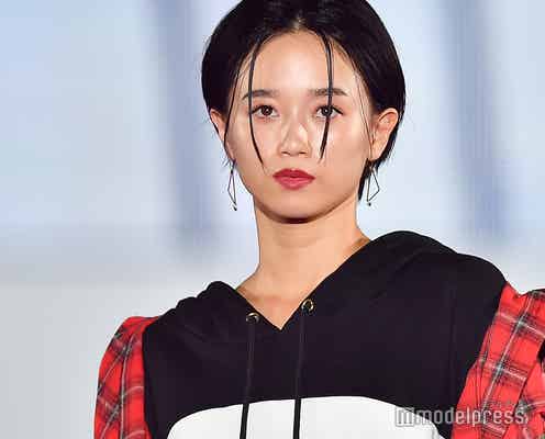 宮城舞、第1子出産後初ランウェイ 小顔&圧巻スタイル際立つ<関コレ2018A/W>