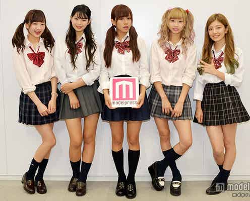人気モデルがガチで挑む新番組スタート “ストッキング相撲”で恥ずかしい顔オンパレード<ガンダ★ガール Vol.1>