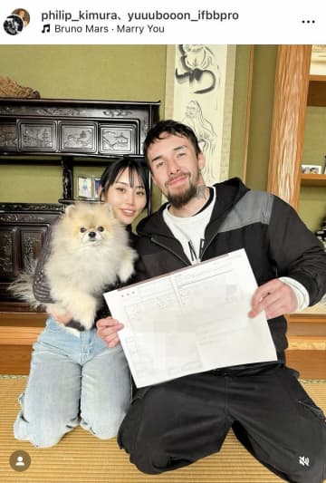 お騒がせ人気格闘家が電撃結婚！お相手はバチェラー出演の美女ボディビルダー「ずっと側に居たい人に出逢えてとても幸せです」