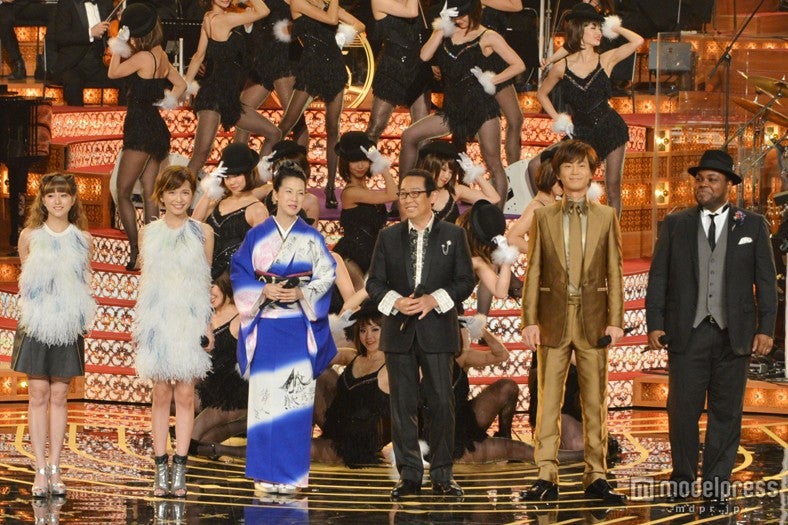 （左より）伊藤千晃、宇野実彩子坂本冬美、さだまさし、氷川きよし、クリス・ハート