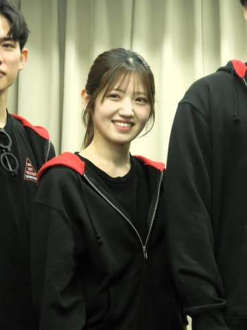 実は演技が苦手！？ 元AKB村山彩希 舞台「熱海殺人事件－」公開舞台稽古に参加