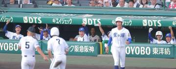 霞ケ浦 春夏通じて初の甲子園2勝！三回に菊地が走者一掃3点三塁打 左腕・小林→右腕・稲山がリレーで逃げ切る
