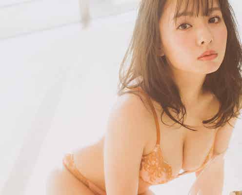 山田菜々、カレンダーで下着姿披露「ぷにぷにボディと共にぜひとも楽しんで」