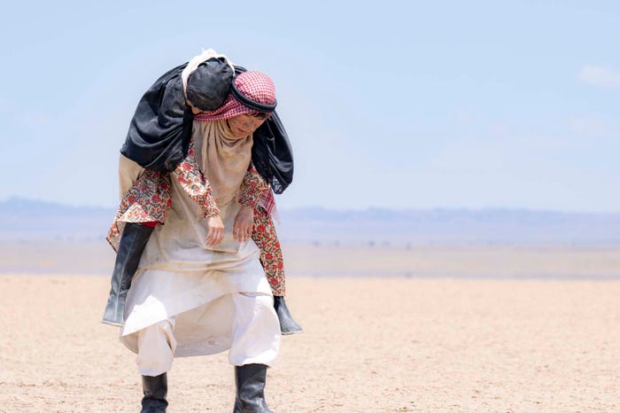 二階堂ふみ、堺雅人「VIVANT」第3話より(C)TBS