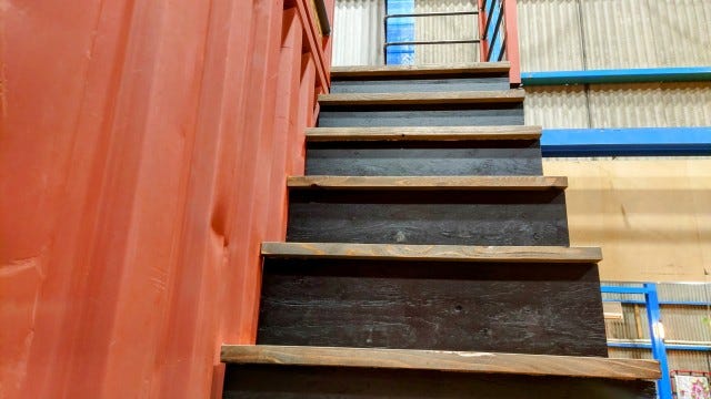 町工場がおしゃれに変身!倉庫を利用したカフェ&レンタルスペース【大阪府豊中市】