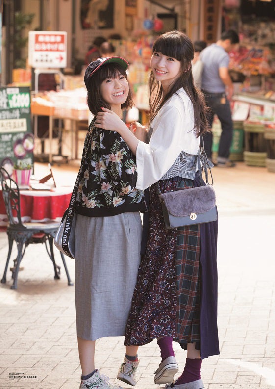 （左から）斉藤朱夏、荻野由佳（写真提供：東京ニュース通信社）