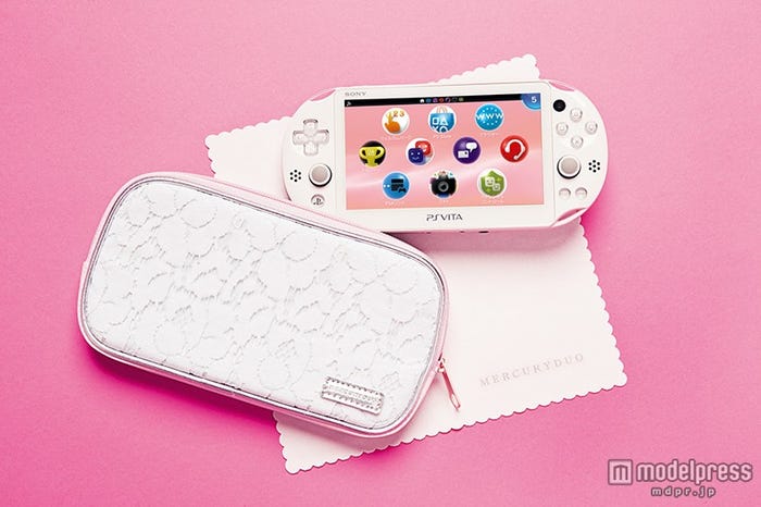 ゲーマー女子にピッタリのキュートな Ps Vita で女子力アップ モデルプレス ゲーマー女子にピッタリのキュートな Ps Vita で女子力アップ モデルプレス