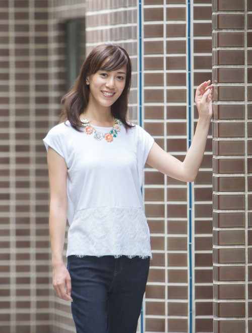 レース切替プルオーバー「TALBOTS」:4,860円（税込）／画像提供：TALBOTS