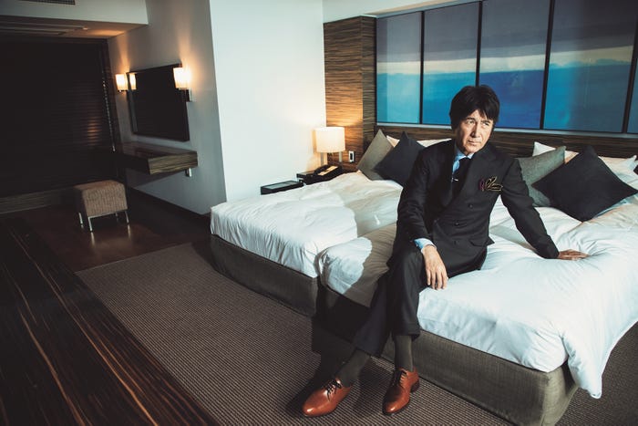 『草刈正雄 FIRST PHOTO BOOK』(画像提供:双葉社)