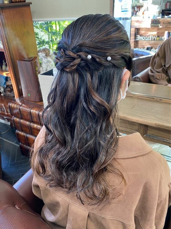 レトロな髪型が可愛い こだわりのあるおしゃれを楽しむレングス別ヘアカタログ モデルプレス レトロな髪型が可愛い こだわりのあるおしゃれを楽しむレングス別ヘアカタログ モデルプレス