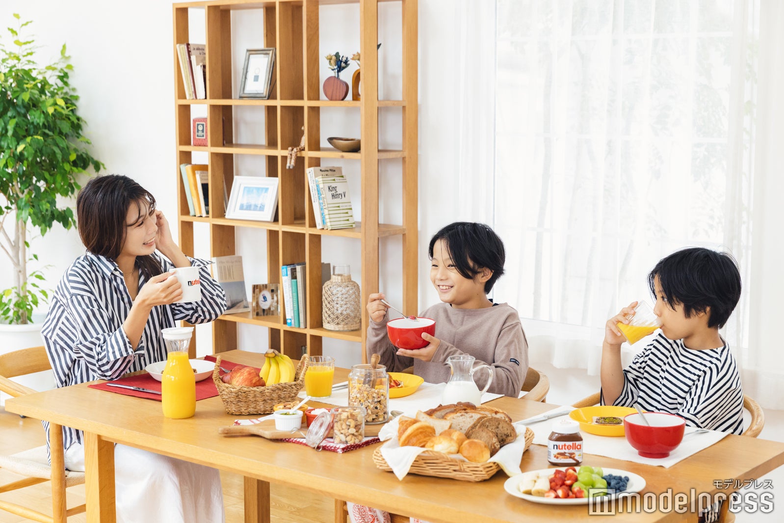 （C）モデルプレス