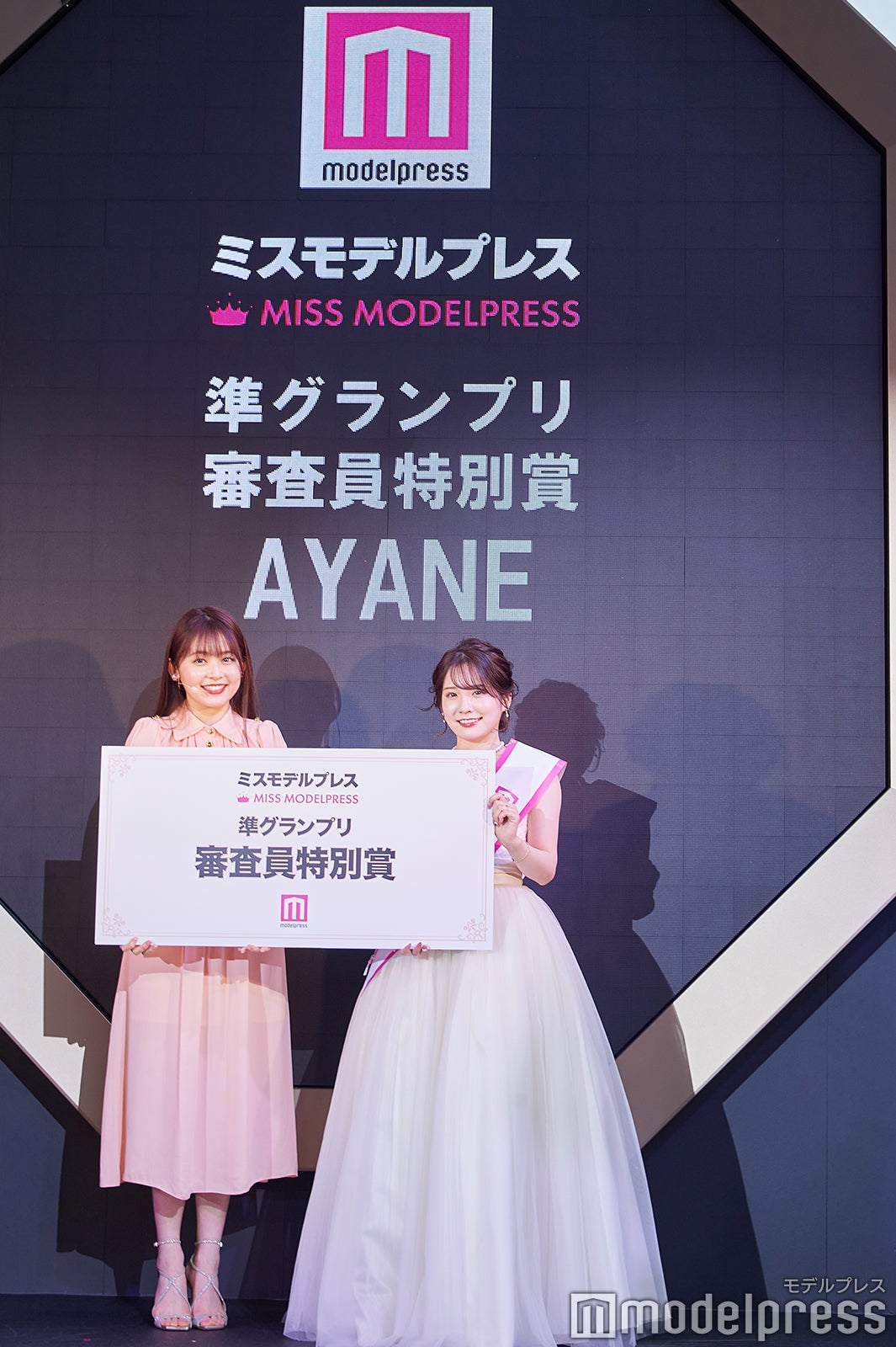 久間田琳加、AYANEさん（C）モデルプレス