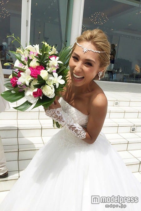 挙式したLie(画像:所属事務所提供)