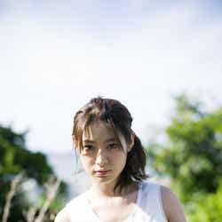 瀧本美織/ファーストフォトブック「いっしょに走ろっ!!」より