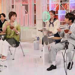 （左から）伊沢拓司、高畑淳子、朝日奈央、中丸雄一（C）テレビ朝日