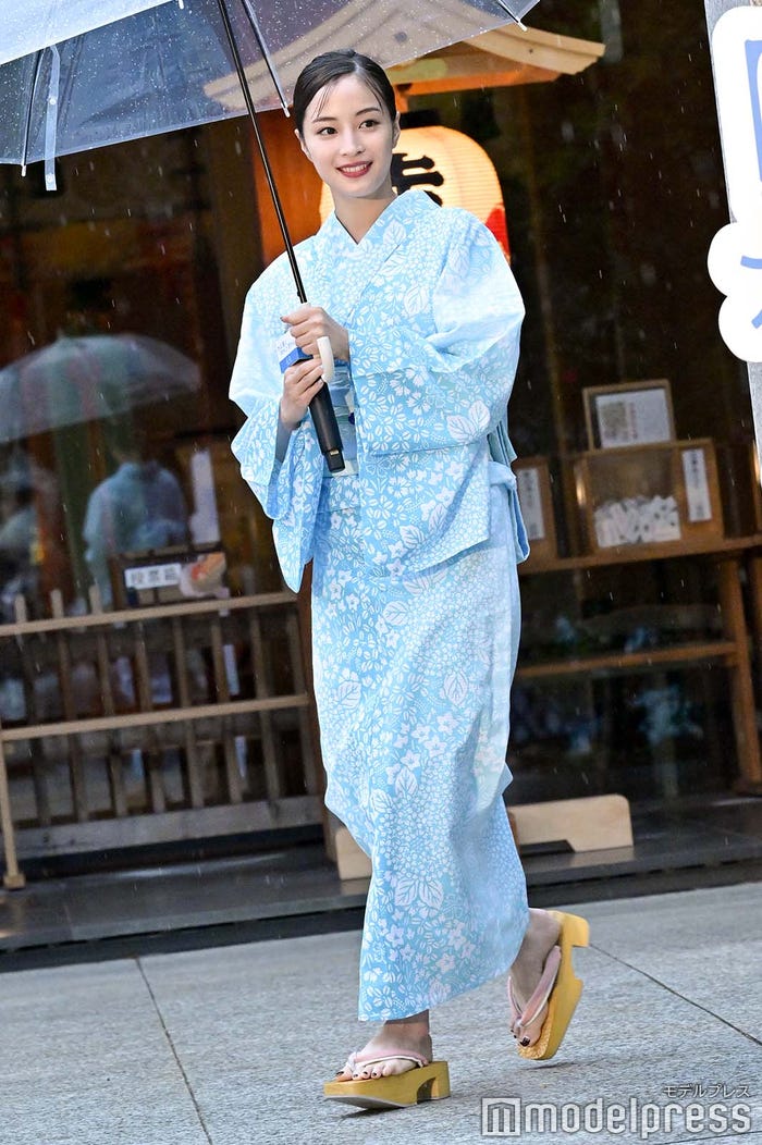 広瀬すず(C)モデルプレス