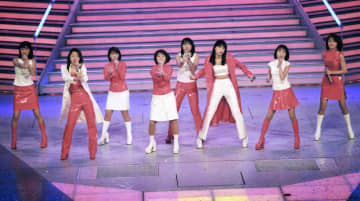 人気絶頂の21歳で突然脱退→TVで理由明かす 47歳の現在に「綺麗すぎる」「変わんない」ネットも驚き 長女は25歳に