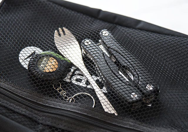 Marmot 保冷バッグ ムック本 付録 ムック本 付録 人気 おすすめ オススメ 宝島社 宝島 レビュー 開封レビュー 開封 便利 優秀 当たり 最高 傑作 Marmot マーモット 保冷バッグ 黒 ブラック ポケット メッシュポケット
