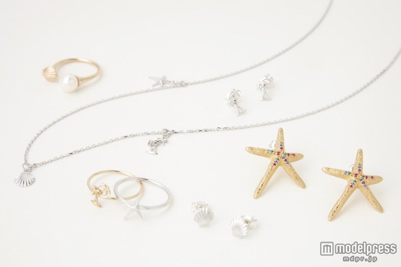 年齢を問わず身につけられるジュエリーを日常に取り入れて女子力アップ…。