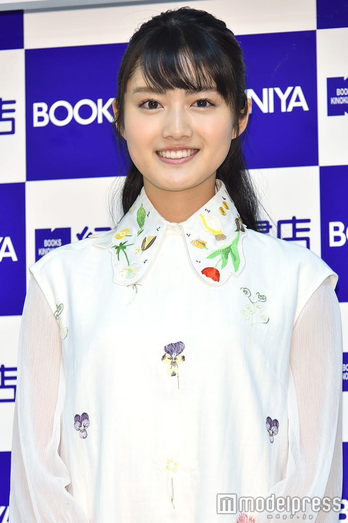 水谷果穂(C)モデルプレス