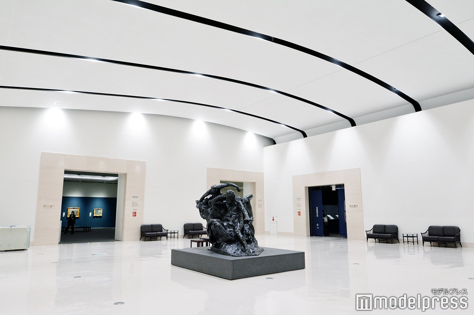 （C）モデルプレス