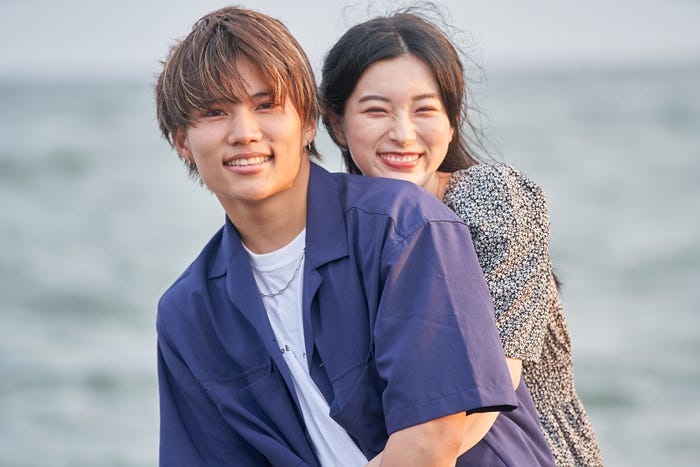 そら、るな「恋する◆週末ホームステイ LAST TEEN」(C)AbemaTV,Inc.