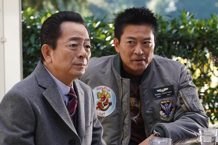 水谷豊、寺脇康文「相棒season22」第10話 元日スペシャルより(C)テレビ朝日