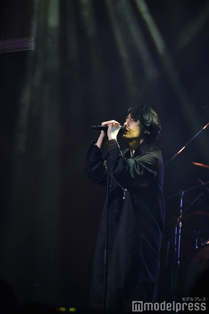 桜田通ライブツアー「Dori Sakurada ZEPP TOUR 2022 Anniversary to the next level」より(C)モデルプレス
