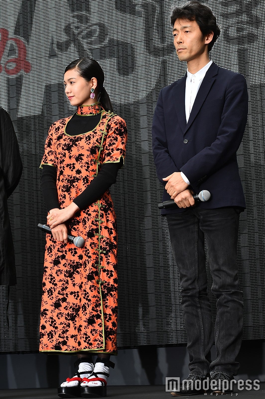 二階堂ふみ、佐藤信介監督（C）モデルプレス