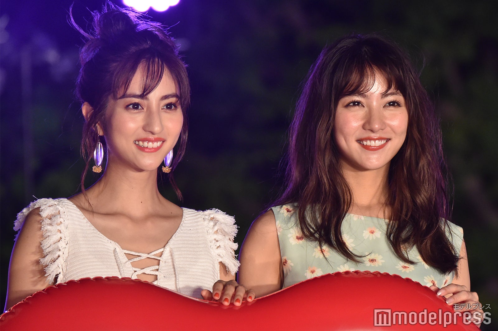 堀田茜、石川恋 （C）モデルプレス