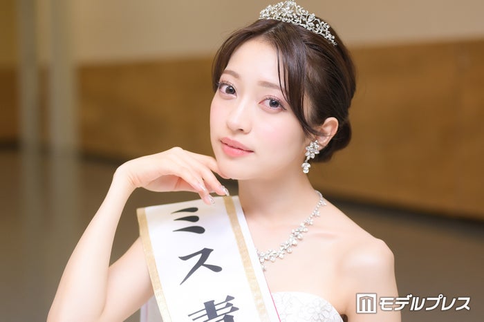 “日本一美しい女子大生”大平ひかるさんに決定　ミス青山で元首相のひ孫、女子高生ミスコンと2冠達成＜ミスオブミス2024＞