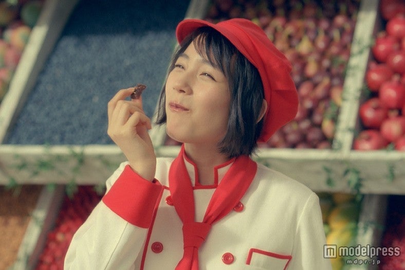 能年玲奈、「あまちゃん」から変身　キュートな表情に釘付け